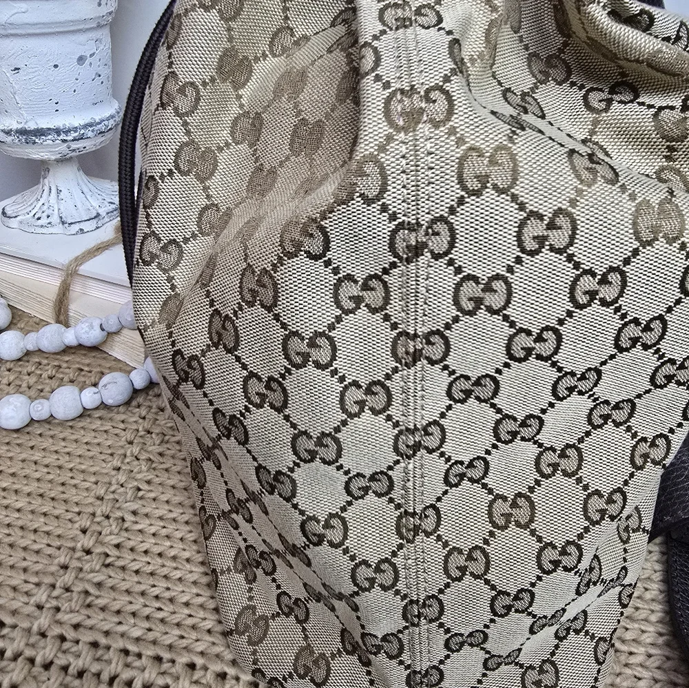 Gucci Drawstring Backpack - Picture 8 of 13